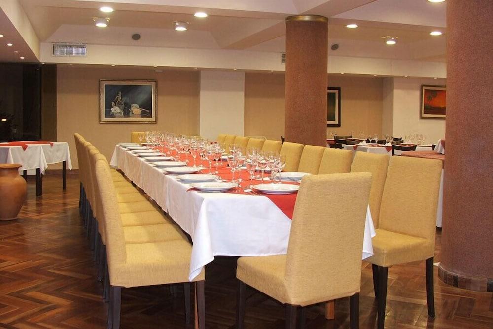 Ohasis Hotel Jujuy & Spa Сан-Сальвадор-де-Жужуй Экстерьер фото